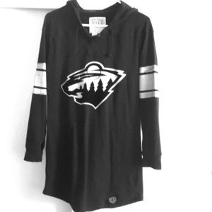 Mn wild long shirt